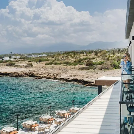 Shayna Club Hotel