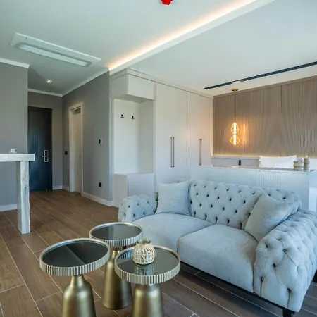 Hotel Shayna Club *