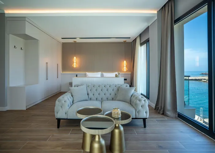 Shayna Club * キレニア