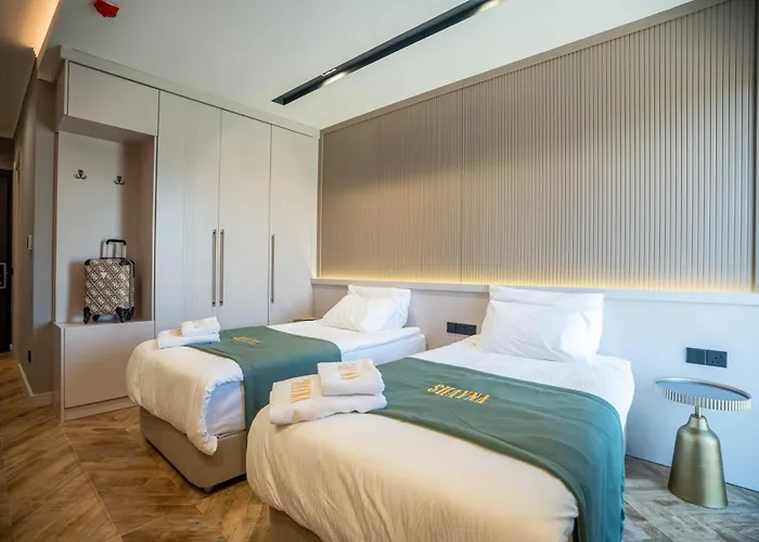 Shayna Club * キレニア