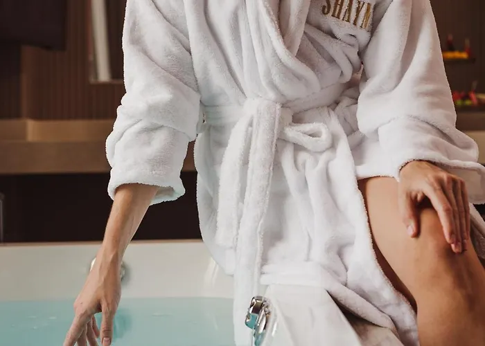 Shayna Club ホテル