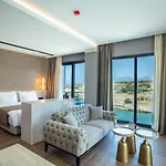 Shayna Club * Kyrenia (Northern Cyprus)