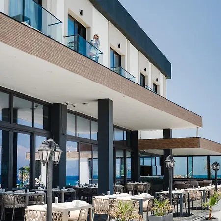 Shayna Club * Kyrenia (Northern Cyprus)